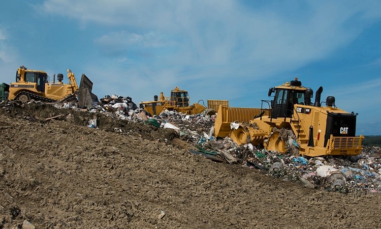 Dozer and Compactor on Working Face